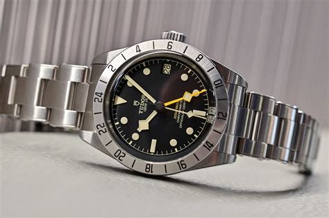 tudor black bay pro 79470